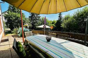 Charmantes Zweifamilienhaus mit großem Grundstück und idyllischem Garten – Erlangen-Höchstadt (Kreis) – Vorschaubild 4