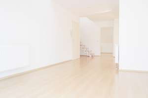 Lichtdurchflutete 4-Zi.-Wohnung in begehrter Lage – 70182 Dobel, Stuttgart – Vorschaubild 4