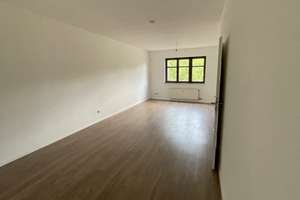 Penthousewohnung mit 3 Zimmern zu vermieten ! – Die vollständige Adresse der Immobilie erhältst du vom Anbieter., 41061 Gladbach, Mönchengladbach – Vorschaubild 4