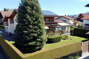 Großzügiges Familienanwesen mit Wellnessbereich & Einliegerwohnung im Chiemgau – Die vollständige Adresse der Immobilie erhältst du vom Anbieter., 83224 Grassau – Vorschaubild 3