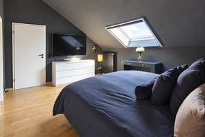 Raum & Design: 4,5 Zi-Penthouse-Maisonette. Kamin. Dachterrasse. Loggia. 3 Bäder. Garage. – 40489 Angermund, Düsseldorf – Vorschaubild 13