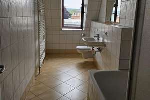 Beeindruckende Dachwohnung mit großer Küche und optimaler Raumaufteilung! – Die vollständige Adresse der Immobilie erhältst du vom Anbieter., 1129 Pieschen-Nord/Trachenberge, Dresden – Vorschaubild 8