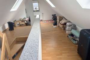 Zuhause mit 4 Zimmern und viel Platz in Stuttgart Untertürkheim – Die vollständige Adresse der Immobilie erhältst du vom Anbieter., 70327 Untertürkheim (Ortsteil), Stuttgart – Vorschaubild 4