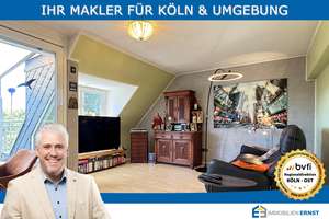 Großzügige 3-Zimmer-Dachgeschosswohnung mit Balkon und traumhaftem Grünblick in Köln