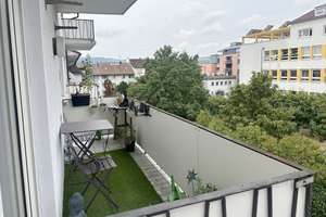 Stadtnah wohnen - entspannt leben
3,5 Zimmer Wohnung mit Balkon in Stuttgart-West – Die vollständige Adresse der Immobilie erhältst du vom Anbieter., 70176 Hölderlinplatz, Stuttgart – Vorschaubild 10