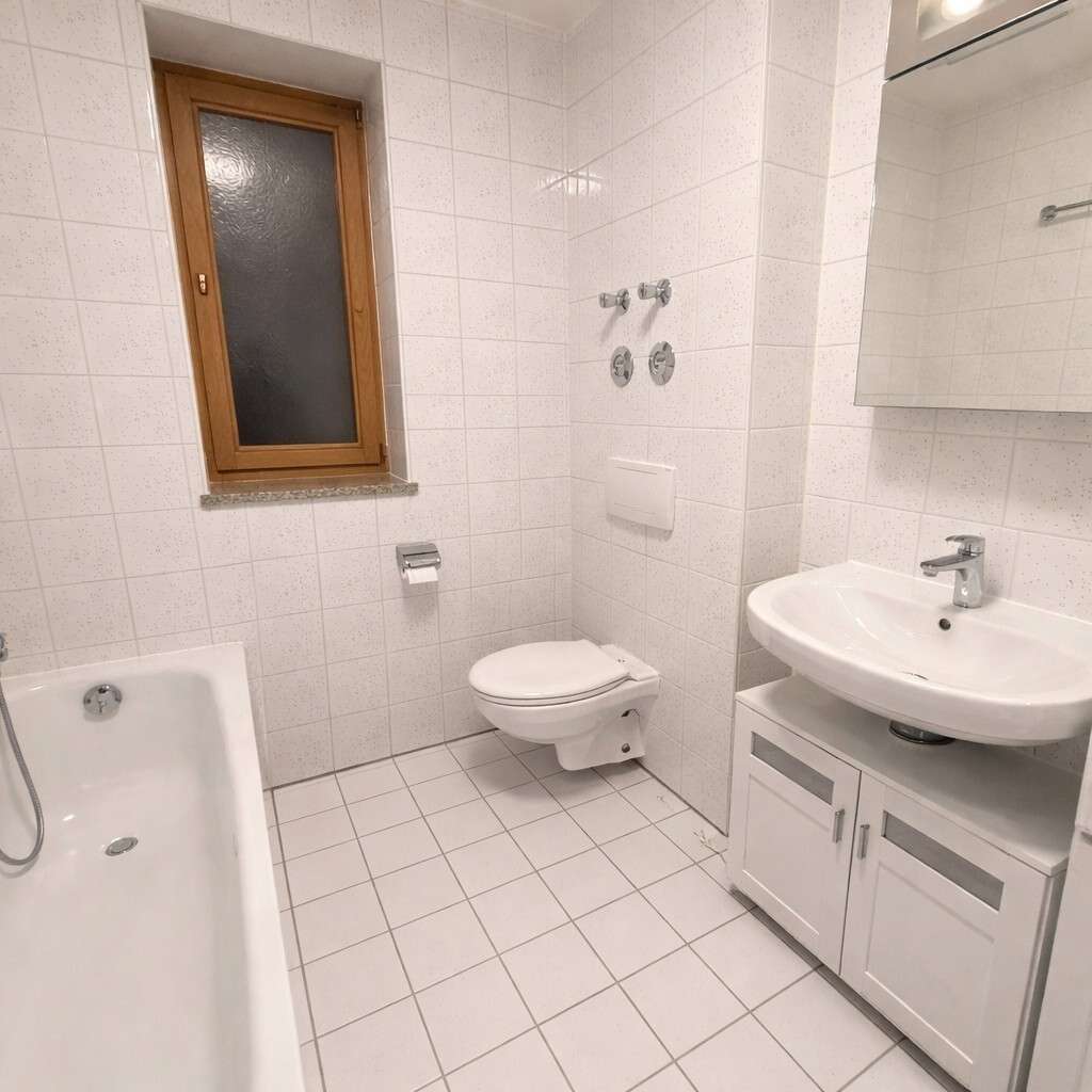 Immobilie in Holzkirchen - Helle Erdgeschosswohnung mit Garten und Tiefgarage - Bild 2