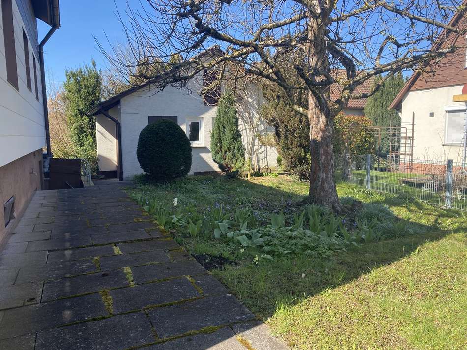 Garten und Garage