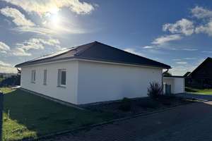 Exklusives Wohnen auf einer Ebene - Traumhafter und lichtdurchfluteter Bungalow im Neubaugebiet – Die vollständige Adresse der Immobilie erhältst du vom Anbieter., 37199 Wulften – Vorschaubild 3