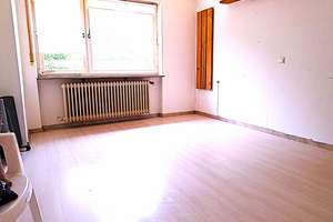 78549 Spaichingen: Freistehendes 1-FH in ruhiger Sackgasse,  Garten & Einliegerwohnung &  2 Garagen – Die vollständige Adresse der Immobilie erhältst du vom Anbieter., 78549 Spaichingen – Vorschaubild 7