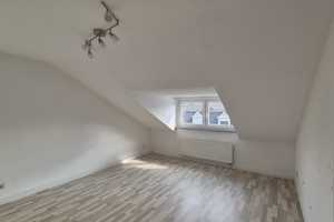 Ansprechende 2-Zimmer-Wohnung mit EBK in 41068, Mönchengladbach – Mönchengladbach – Vorschaubild 2