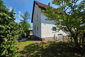 Kernsaniertes Dreifamilienhaus für z.B. Mehrgenerationenwohnen, für Eigennutzer und Kapitalanleger! – Die vollständige Adresse der Immobilie erhältst du vom Anbieter., 91154 Roth – Vorschaubild 2