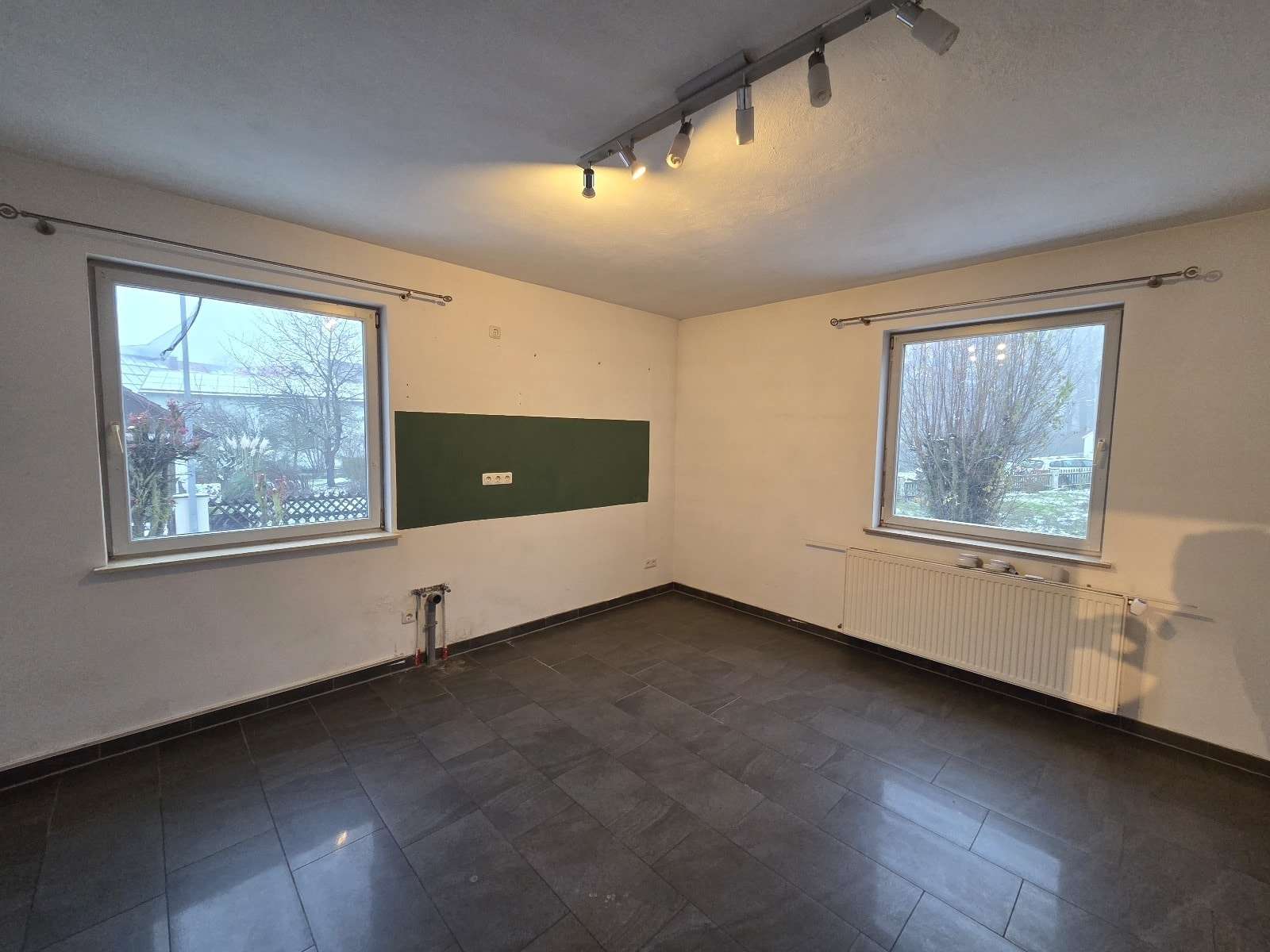 Immobilie in Untermerzbach - Großzügiges EFH (Wfl. 195 m²) mit Garage und sonnigem Garten in Siedlungslage von Untermerzbach
 - Bild 11