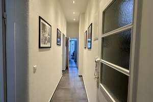 Helle möblierte 3-Zimmer-Wohnung mit Balkon und moderner weißer Einbauküche in der Neckarstraße – au – Nekarstraße 158B, 70190 Stöckach, Stuttgart – Vorschaubild 7
