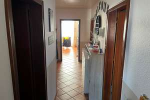 Stilvolle 3-Zimmer-Dachgeschosswohnung mit großem Balkon und EBK in Hamburg – Reetkükenweg 22, 21147 Hausbruch, Hamburg – Vorschaubild 5