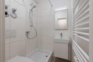 Erstbezug nach Kernsanierung - Kleine 1-Zimmer Wohnung mit schönem Balkon in München-Giesing – 81549 Obergiesing, München – Vorschaubild 4