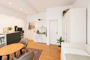 Charmante 1-Zimmer-Altbauwohnung mit Südterrasse in begehrter Heidelberger Altstadtlage – 69117 Altstadt, Heidelberg – Vorschaubild 3