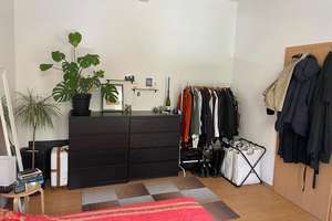 2,5 Zimmer im Erfurter Zentrum - Nähe FH/HMU/UNI - ideal für Singles oder Paare - mit Gartennutzung! – Die vollständige Adresse der Immobilie erhältst du vom Anbieter., 99085 Krämpfervorstadt, Erfurt – Vorschaubild 11
