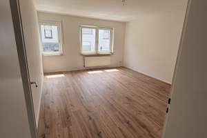 Helle 2-Zimmer-Wohnung mit Balkon in zentraler Lage von Mönchengladbach