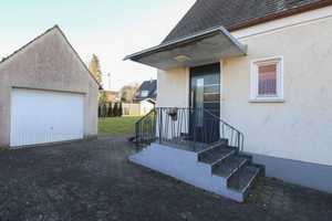 Jetzt oder nie: Gestaltbares Einfamilienhaus mit großzügigem Garten und Grundstück – Augsburg (Kreis) – Vorschaubild 19