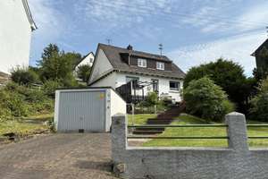 Solides familienfreundliches Einfamilienhaus Nähe Betzdorf  – Die vollständige Adresse der Immobilie erhältst du vom Anbieter., 57518 Alsdorf – Vorschaubild 2
