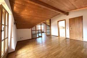 Großweil - Gepflegtes Mehrfamilienhaus in ruhiger Zentrumslage – Garmisch-Partenkirchen (Kreis) – Vorschaubild 4