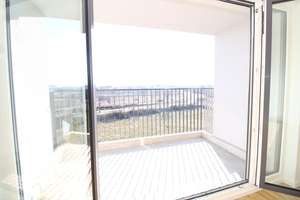 Helle 3-Zimmer-Wohnung mit Balkon und Aussicht in Dresden – Flößerstraße - Frei ab 01.10.2026 – Flößerstraße 8, 1139 Mickten, Dresden – Vorschaubild 4