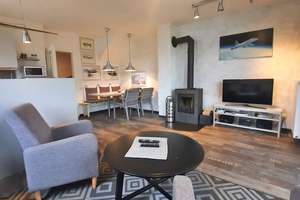 3 Schlafzimmer - Kamin - Infrarotsauna - Terrasse
Urlauben und Rendite am Waldrand in der Nähe de... – Am Gothenweg 5 h, 17419 Korswandt – Vorschaubild 6