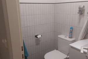 Moderne 1-Zimmer voll möbiliert Wohnung mit Balkon in Munich-Haarlaching - nur für 1 Person – Geiselgasteigstraße 48, 81545 Harlaching, München – Vorschaubild 2