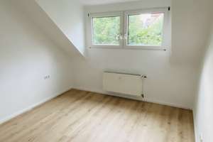 Wunderschöne , neuwertige 2-Zimmer-Wohnung mit gehobener Innenausstattung zur Miete in Solingen – Börsenstr. 150, 42657 Burg/Höhscheid, Solingen – Vorschaubild 4