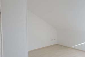 Charmantes 1-Zimmer-Apartment, frisch renoviert, in Köln-Lindenthal – Die vollständige Adresse der Immobilie erhältst du vom Anbieter., 50931 Lindenthal (Ortsteil), Köln – Vorschaubild 3