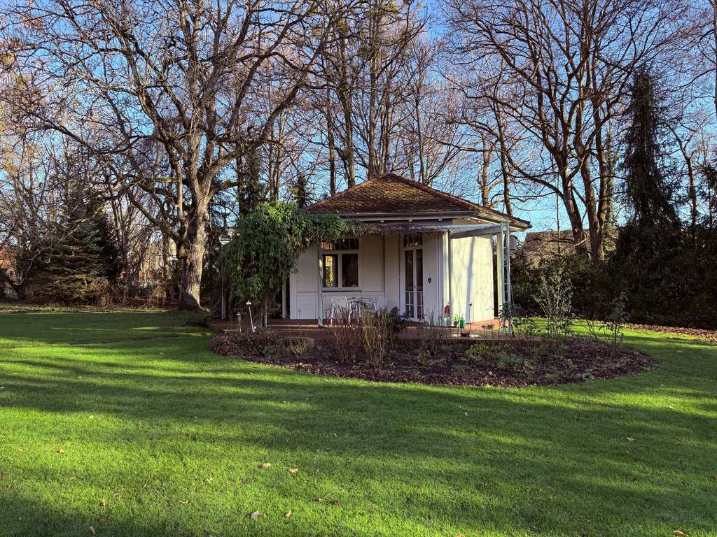 Immobilie in Baienfurt - Historisches Luxus-Anwesen mit 15,5 Zimmern, großem Garten und exklusiven Annehmlichkeiten im Schuss - Bild 2