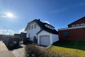 Freistehendes Einfamilienhaus mit Wintergarten und gepflegtem Außenbereich in Übach-Palenberg – Rimburger Str. 77, 52531 Übach-Palenberg – Vorschaubild 4