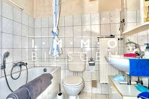 !!! WARTELISTE !!! Vollvermietetes 5 Parteienhaus als Kapitalanlage mit 3 Garagen und 2 Stellplätzen – Die vollständige Adresse der Immobilie erhältst du vom Anbieter., 46045 Altstadt-Süd, Oberhausen – Vorschaubild 23