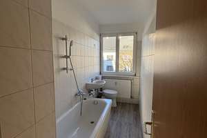 Attraktive 3-Zimmer-Wohnung mit Einbauküche und Loggia in Chemnitz-Hilbersdorf! – Die vollständige Adresse der Immobilie erhältst du vom Anbieter., 9131 Hilbersdorf, Chemnitz – Vorschaubild 9