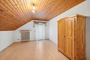 Provisionsfrei – Großes, familienfreundliches Haus mit schönem Garten & Sauna in naturnaher Wohnlage – Roth (Kreis) – Vorschaubild 14