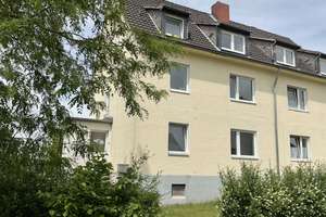 Grünes Wohnumfeld - 2-Zimmer Wohnung im Erdgeschoss in Bielefeld – Am Rohrwerk 32, 33647 Brackwede, Bielefeld – Vorschaubild 1