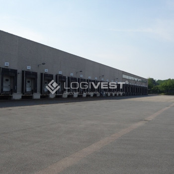 Lager- und Logistikflächen mit Büros in attraktiver Lage