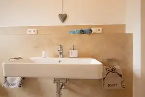 RESERVIERT! Natur pur mit Stil und Substanz ab 1.8 verfügbar! – Ebersberg (Kreis) – Vorschaubild 22