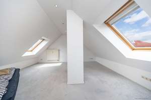 Schwabing – am Hohenzollernplatz: 4-Zimmer-Maisonettewhg. im DG mit Balkon zum Innenhof, Lift & TG. – Die vollständige Adresse der Immobilie erhältst du vom Anbieter., 80796 Neuschwabing, München – Vorschaubild 21
