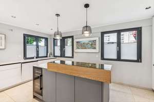 „Haus-im-Haus“ über 3 Etagen mit Garten in Düsseldorf - Niederkassel – 40547 Niederkassel, Düsseldorf – Vorschaubild 4