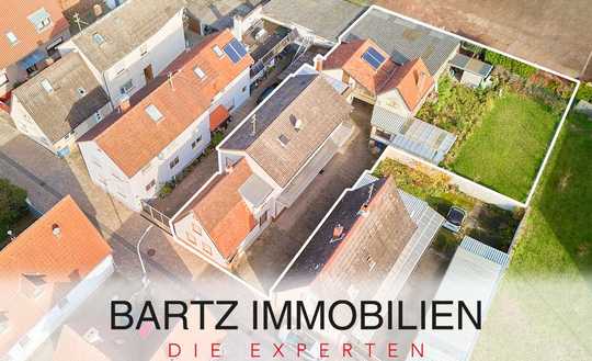 Wohnen, arbeiten & Natur: Vielseitiges Einfamilienhaus mit Scheune, Garten & Hof