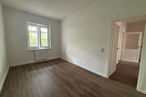 * geräumige 3 Zimmer * 3. OG * seperates WC * Wintergarten * max. Zweier WG * – Cöthner Straße 4, 4155 Gohlis-Süd, Leipzig – Vorschaubild 10