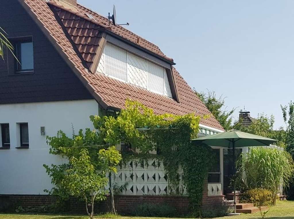 Immobilie in Hetlingen - Einfamilienhaus mit großem Garten in ruhiger Sackgassenlage - Bild 3