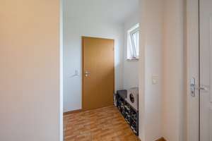Traumhaftes Familienhaus mit Einliegerwohnung, Wintergarten, Doppelcarport, PV-Anlage, u.v.m. – Die vollständige Adresse der Immobilie erhältst du vom Anbieter., 26676 Barßel – Vorschaubild 29