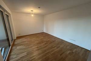 Exklusive 2-Zimmer-Wohnung am Park mit Einbauküche, TG (E-Lade) und Loggia – Subbelrather Straße 436, 50825 Ehrenfeld (Ortsteil), Köln – Vorschaubild 3