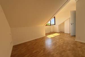 2 Zimmer Dachgeschosswohnung mit ruhigem Westbalkon und Blick ins Grüne – Hansjakobstraße 107b, 81825 Josephsburg, München – Vorschaubild 11