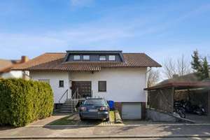 Charmantes Einfamilienhaus mit Potenzial auf großzügigem Grundstück in Staufenberg! – Die vollständige Adresse der Immobilie erhältst du vom Anbieter., 35460 Staufenberg – Vorschaubild 2