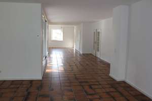 Zwei- Fam.-Haus mit zwei Wohnungen, komplett oder jede Wohnung Einzel zu vermieten. – Plückertzstr. 32a, 47804 Forstwald, Krefeld – Vorschaubild 11