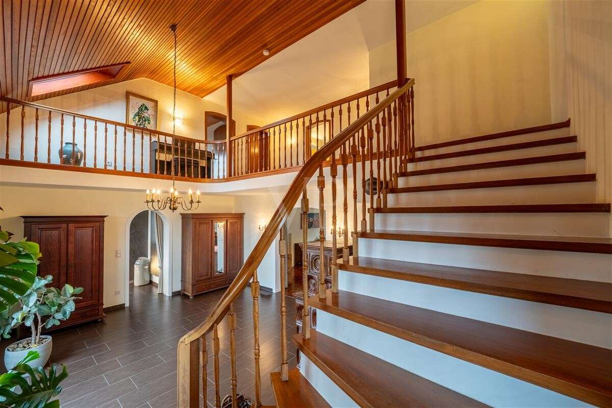 Immobilie in Boppard - Modernisiertes Einfamilienhaus in Höhenlage mit fantastischem Blick über das Mittelrheintal - Bild 14