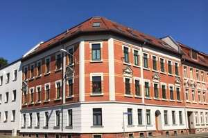 Wohnen in Mockau Süd  2 R-Whg, Küche, Balkon , Wannenbad mit WM Anschluss